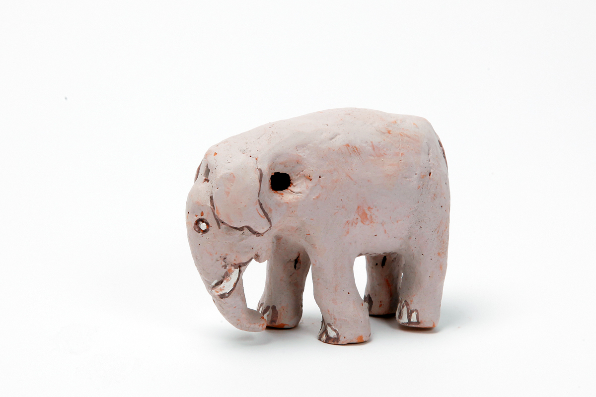 Elefant, 2016, ca. 6 x 7 x 3,5 cm